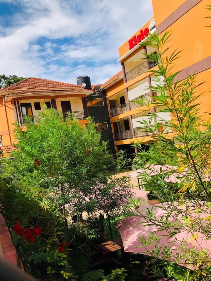 Elsie Hotel Masaka Exterior foto